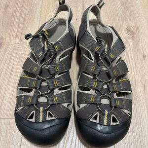 KEEN Newport H2 Mens Size 14 Gray Waterproof Sport Hiking Sandals 1008399